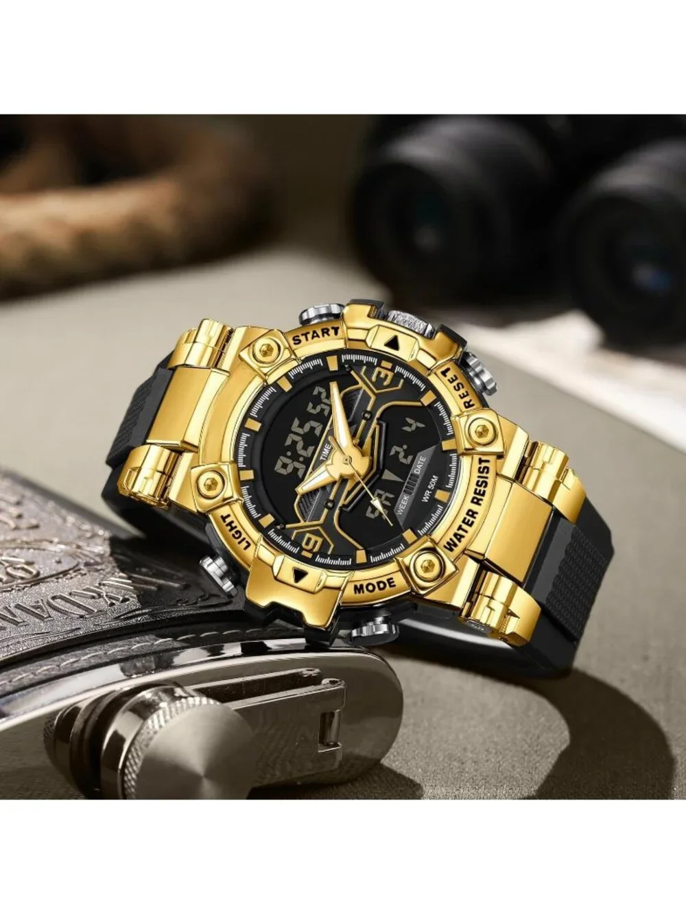 Men's Gold Analog Quartz Cool Designer Hombres Unique Electronics Duty Watch